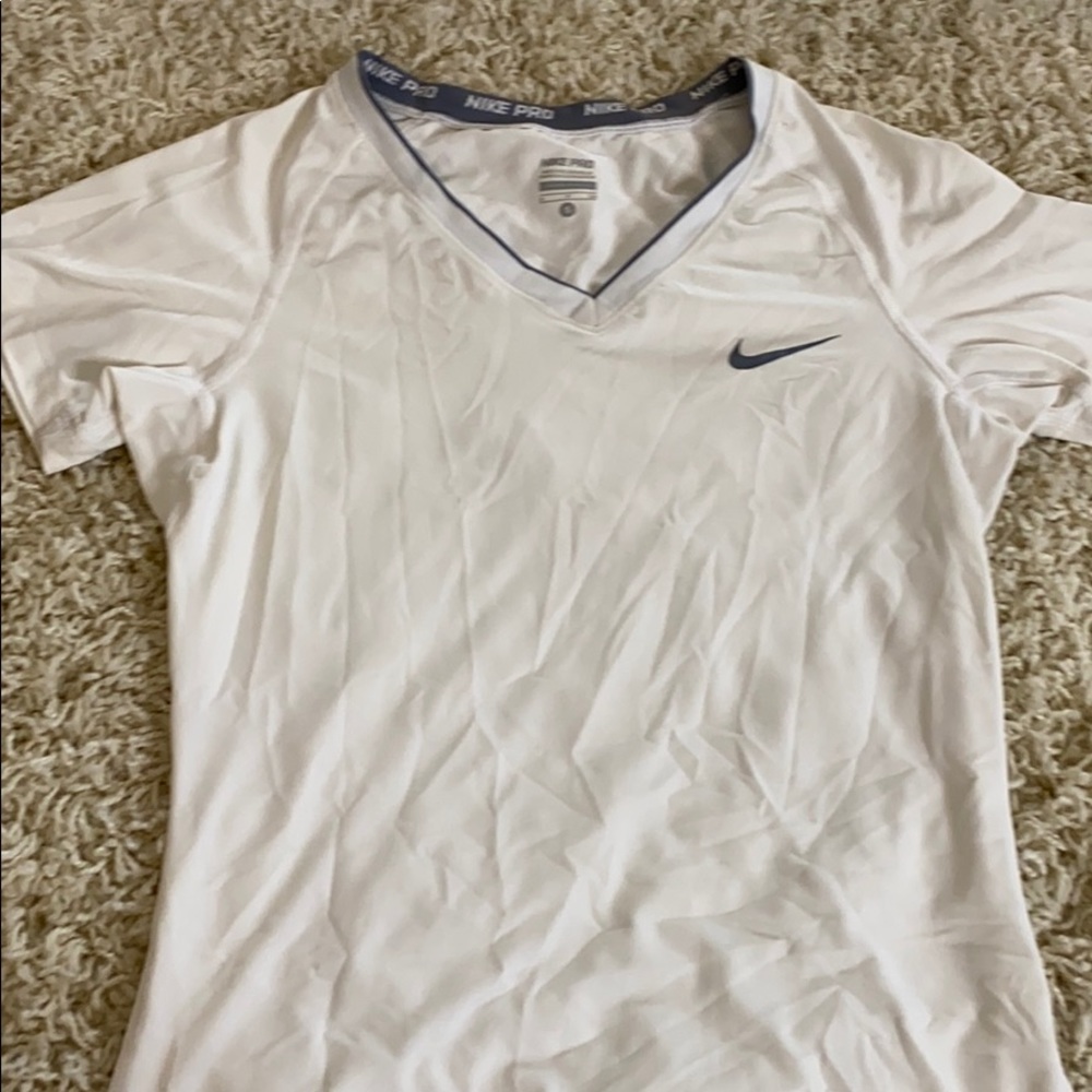 Nike Pro Small T Shirt